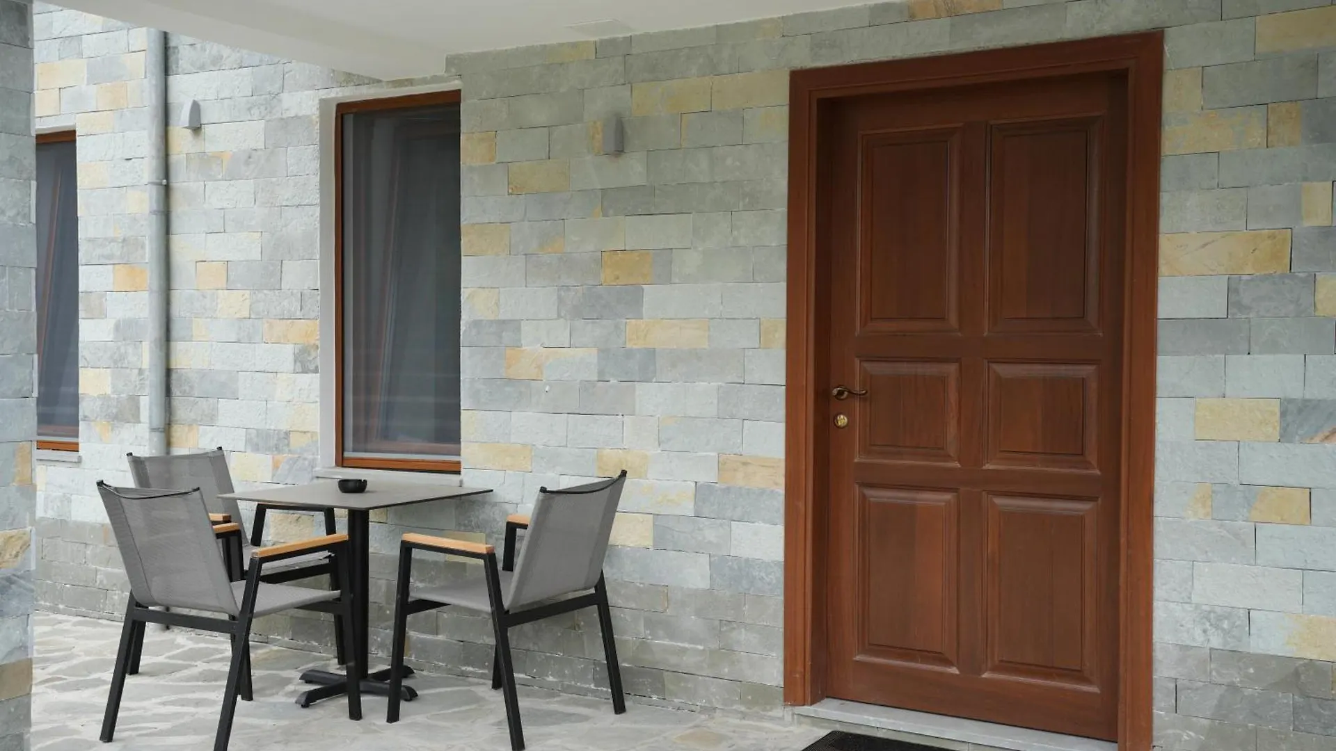Castlefront Villa Gjirokastër Albanië